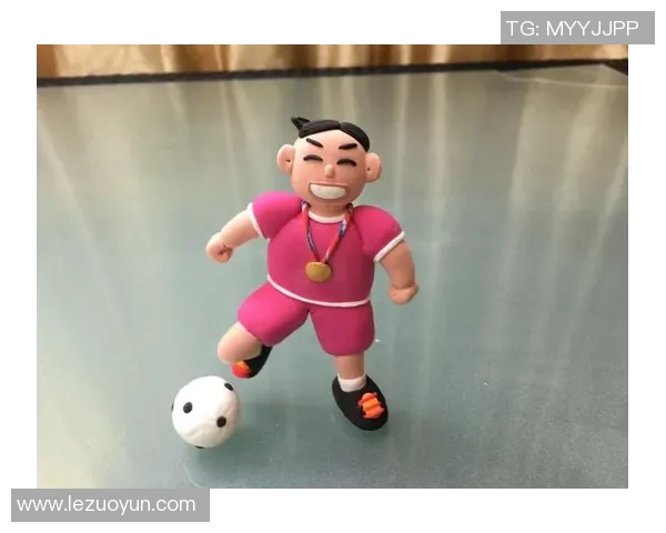 用彩泥塑造足球明星的创意手工艺术之旅 用彩泥塑造足球明星的创意手工艺术之旅