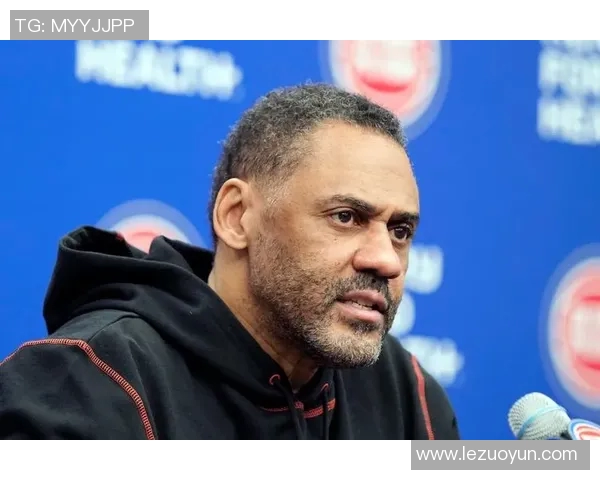 足球场上的传奇人物是谁让我们通过谜语来揭开他们的神秘面纱 足球场上的传奇人物是谁让我们通过谜语来揭开他们的神秘面纱